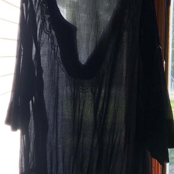 Bikini Coverup - Picture 6 of 7